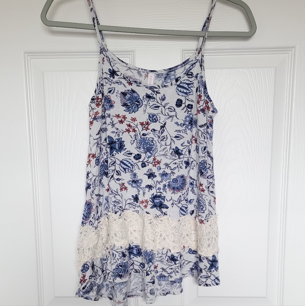 Xhilaration Blue and White Floral Cami Tank Size Medium